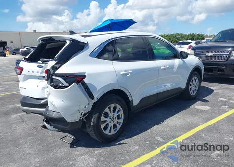 2024 Ford Escape Active z USA, uszkodzony, nr VIN 1FMCU9GN1RUB10175